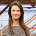 Juli Insinger